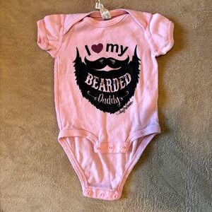 Rabbit Skins Baby Bodysuit 6 Months Pink "I Love My Bearded Daddy" Bass Pro